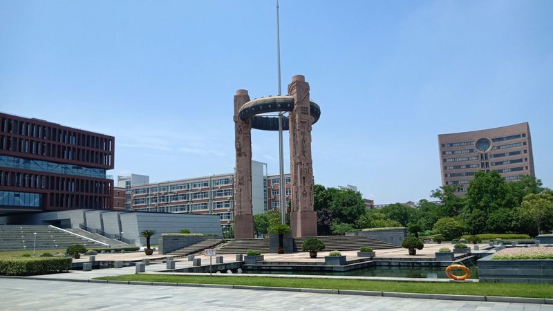 连接器：揭秘其优缺点，助力选型决策